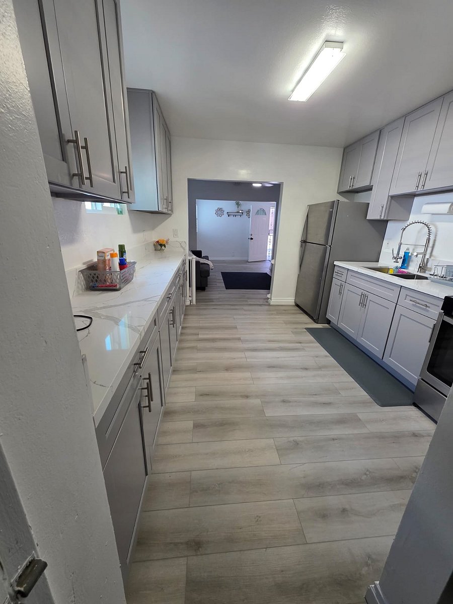Furnished Finder property 850468_1 photo 8