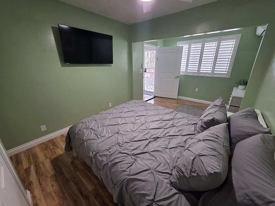 Furnished Finder property 850468_1 photo 14