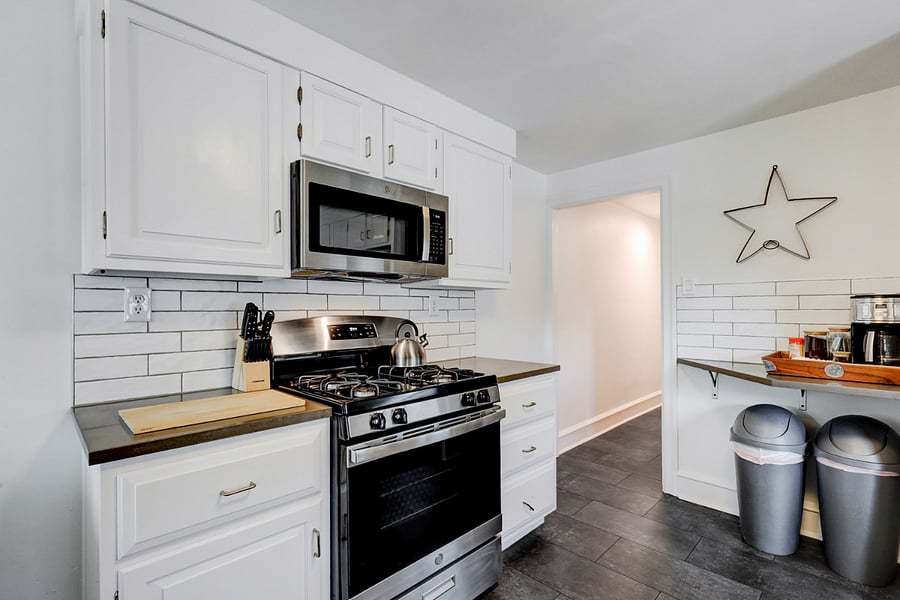 Furnished Finder property 850594_1 photo 35
