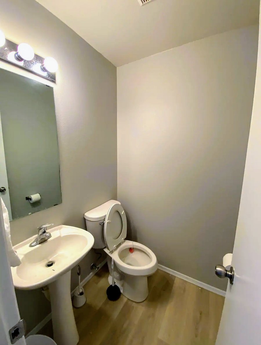 Furnished Finder property 850601_1 photo 9