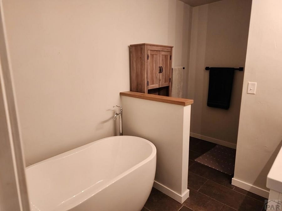 Furnished Finder property 850649_1 photo 10