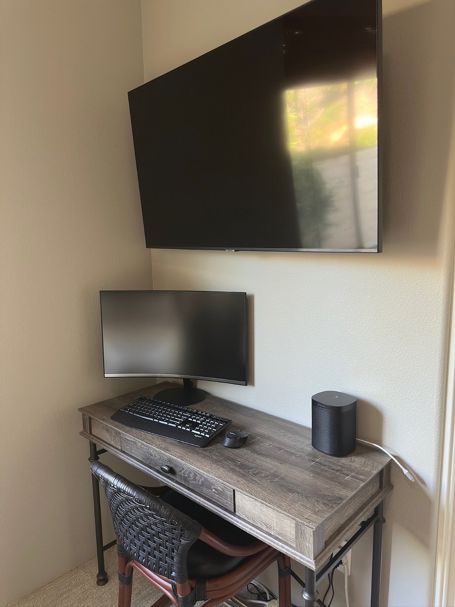 WFH set up in Bedroom #2