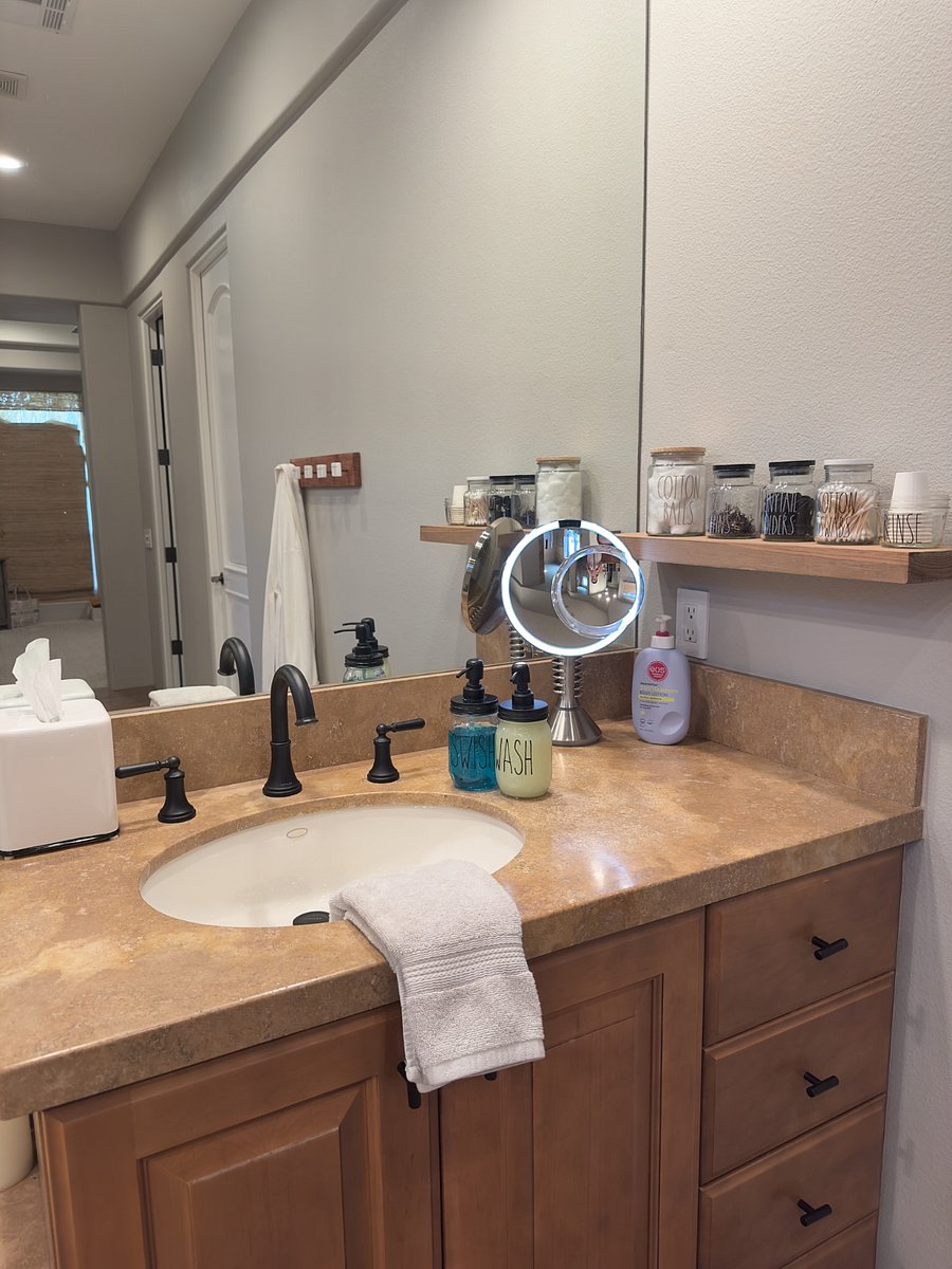 Primary bathroom 2 of 2 vanities