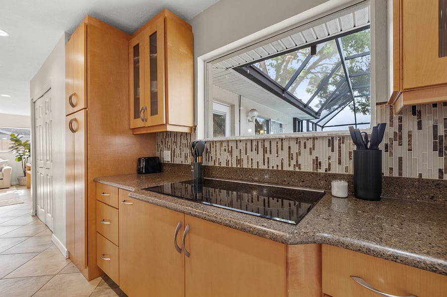 Furnished Finder property 850697_1 photo 16