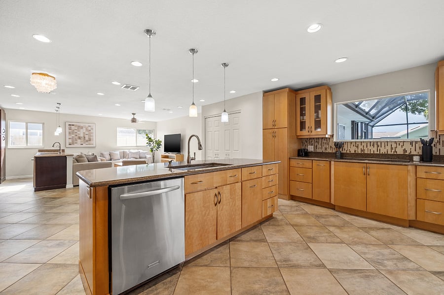 Furnished Finder property 850697_1 photo 13