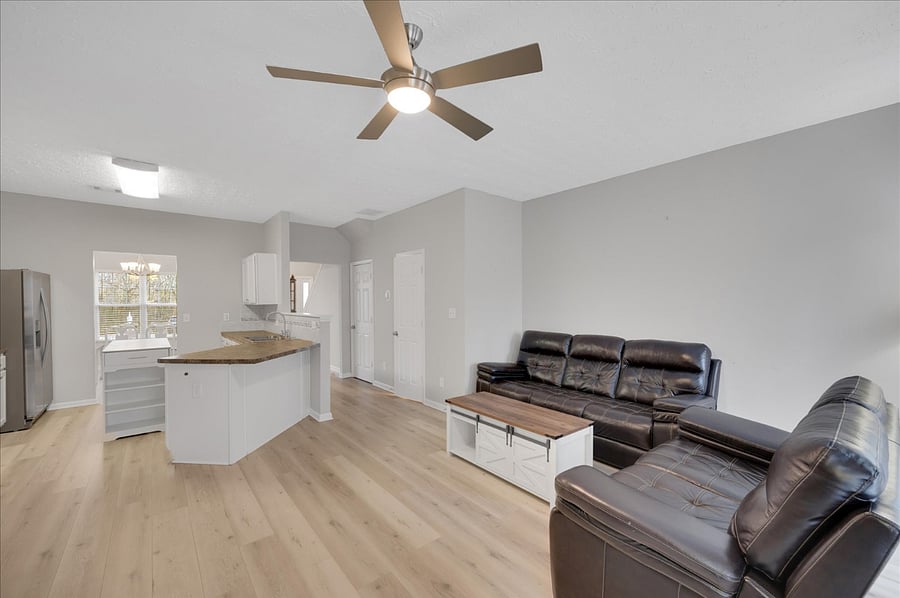 Furnished Finder property 850707_1 photo 8