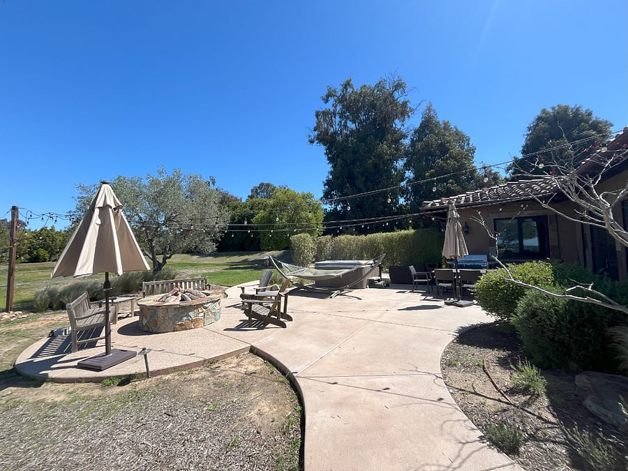 Furnished Finder property 850720_1 photo 2