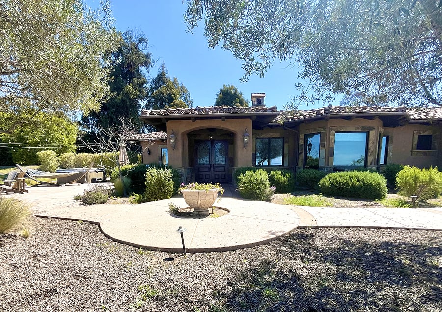 Furnished Finder property 850720_1 photo 1