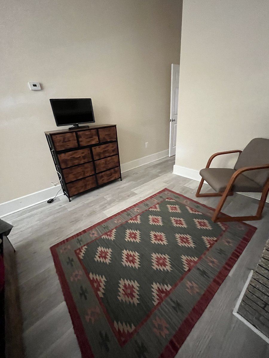 Furnished Finder property 850762_1 photo 3