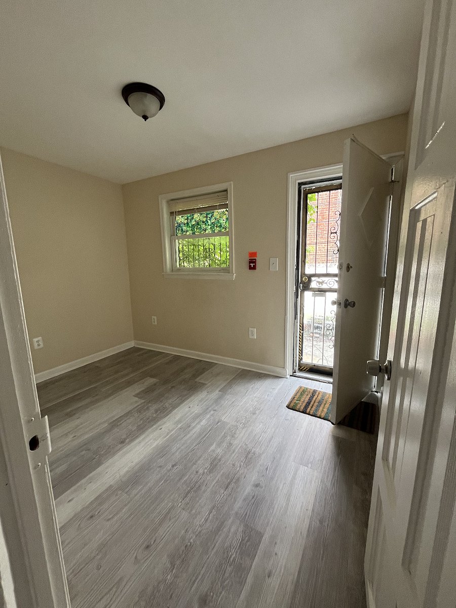 Furnished Finder property 850762_1 photo 8