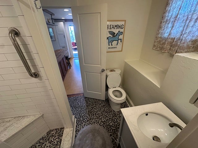 Furnished Finder property 850764_1 photo 22