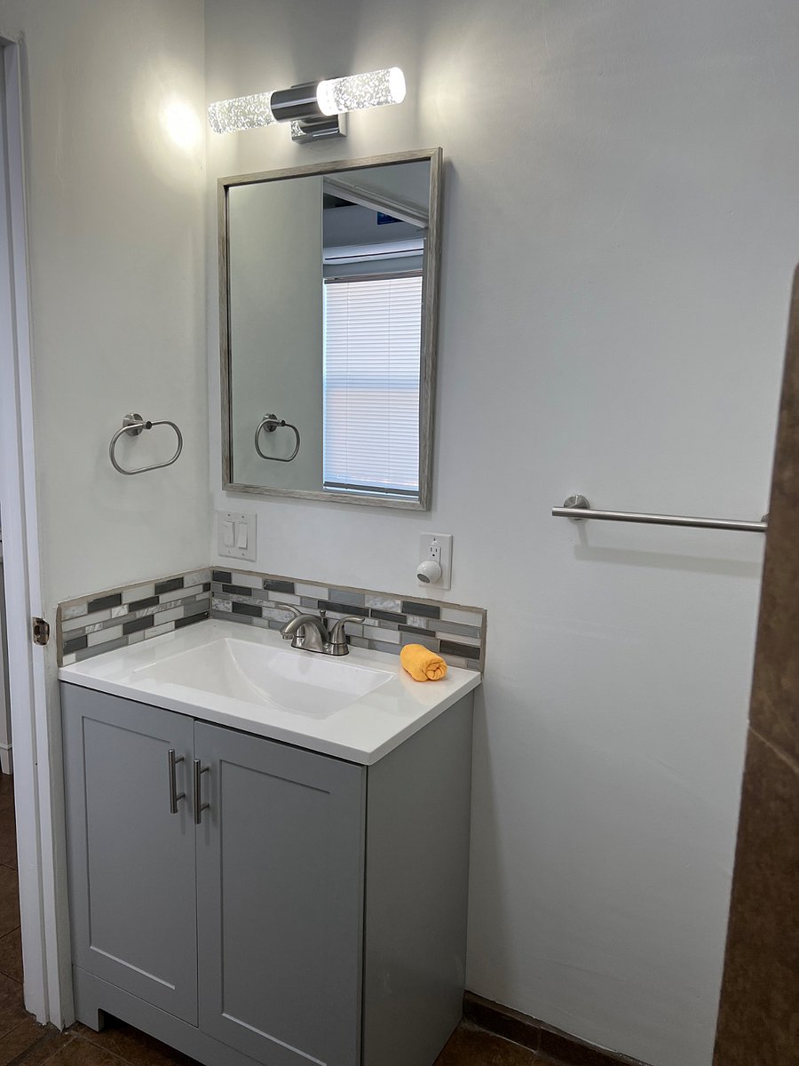 Furnished Finder property 850800_1 photo 4