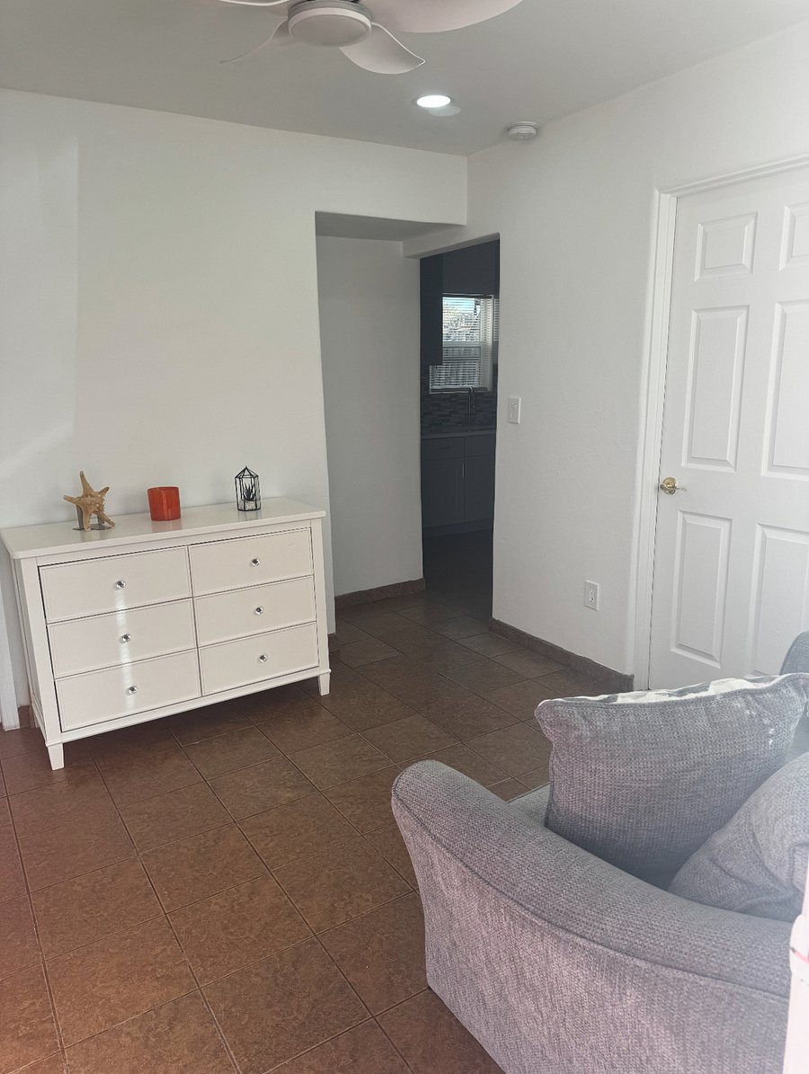 Furnished Finder property 850800_1 photo 7