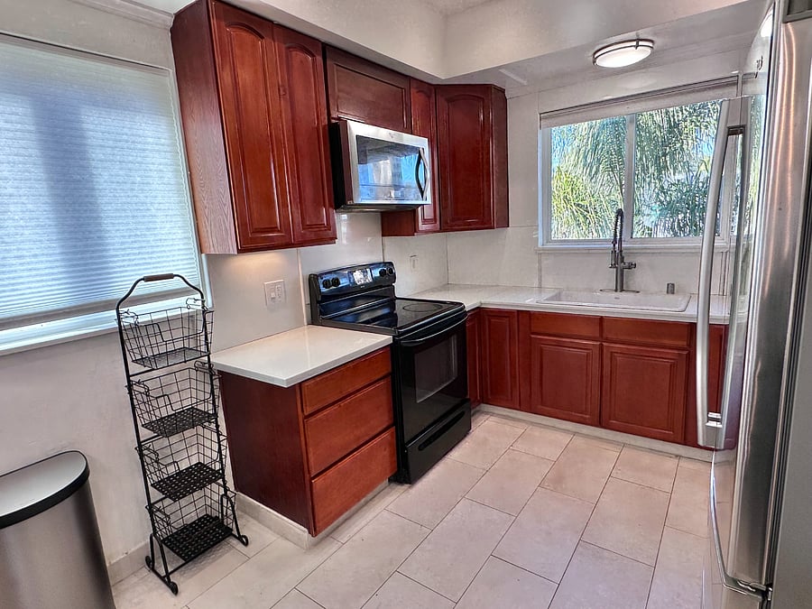 Furnished Finder property 850854_1 photo 9