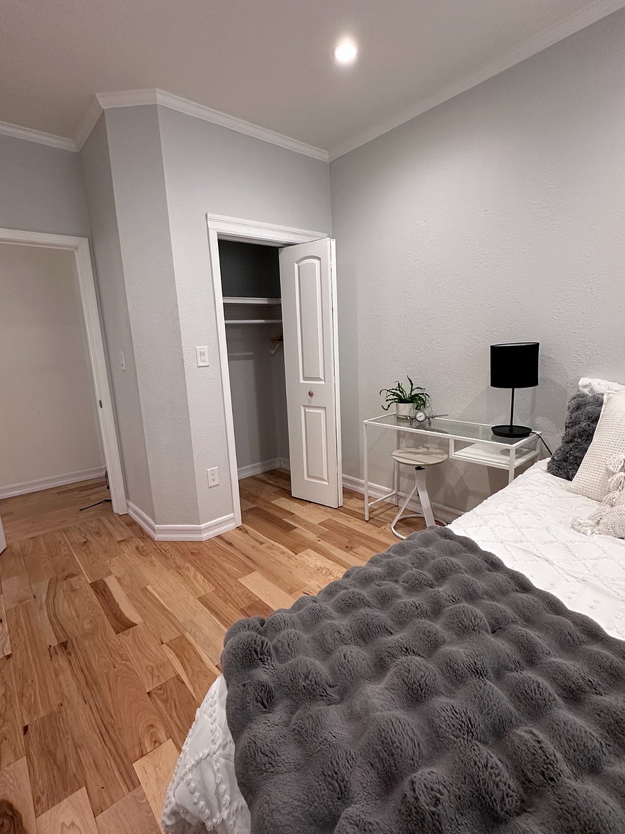 Furnished Finder property 850854_1 photo 17