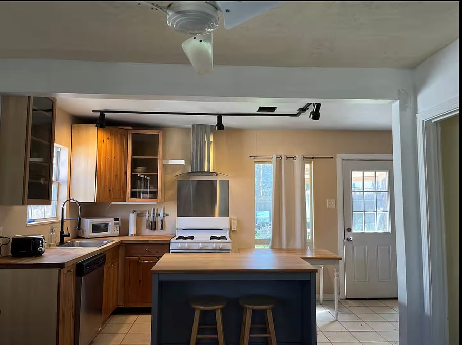 Furnished Finder property 850867_1 photo 6