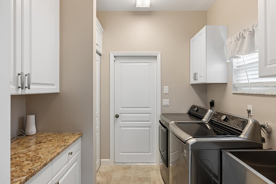 Furnished Finder property 850880_1 photo 13