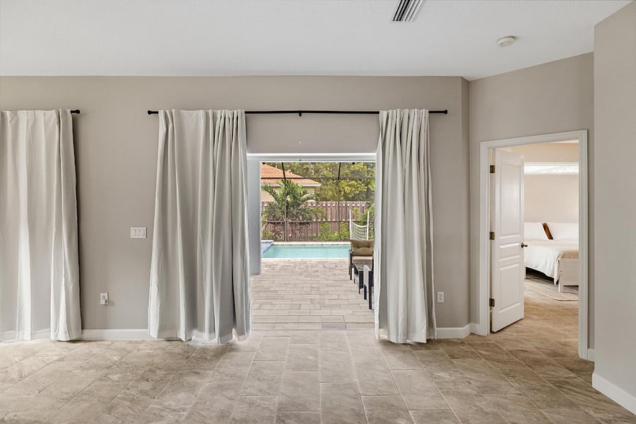Furnished Finder property 850880_1 photo 14