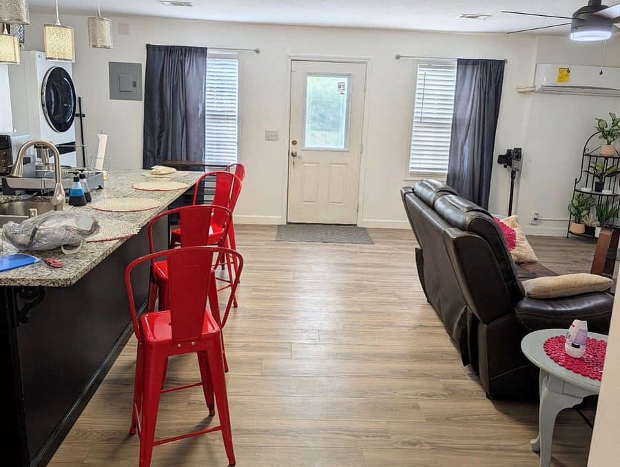Furnished Finder property 850884_1 photo 10