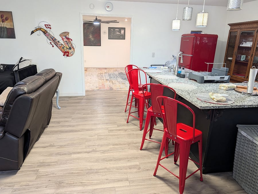 Furnished Finder property 850884_1 photo 11