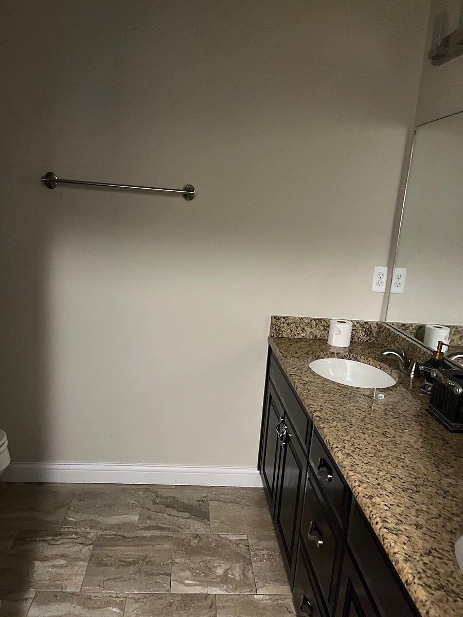 Furnished Finder property 850900_1 photo 14