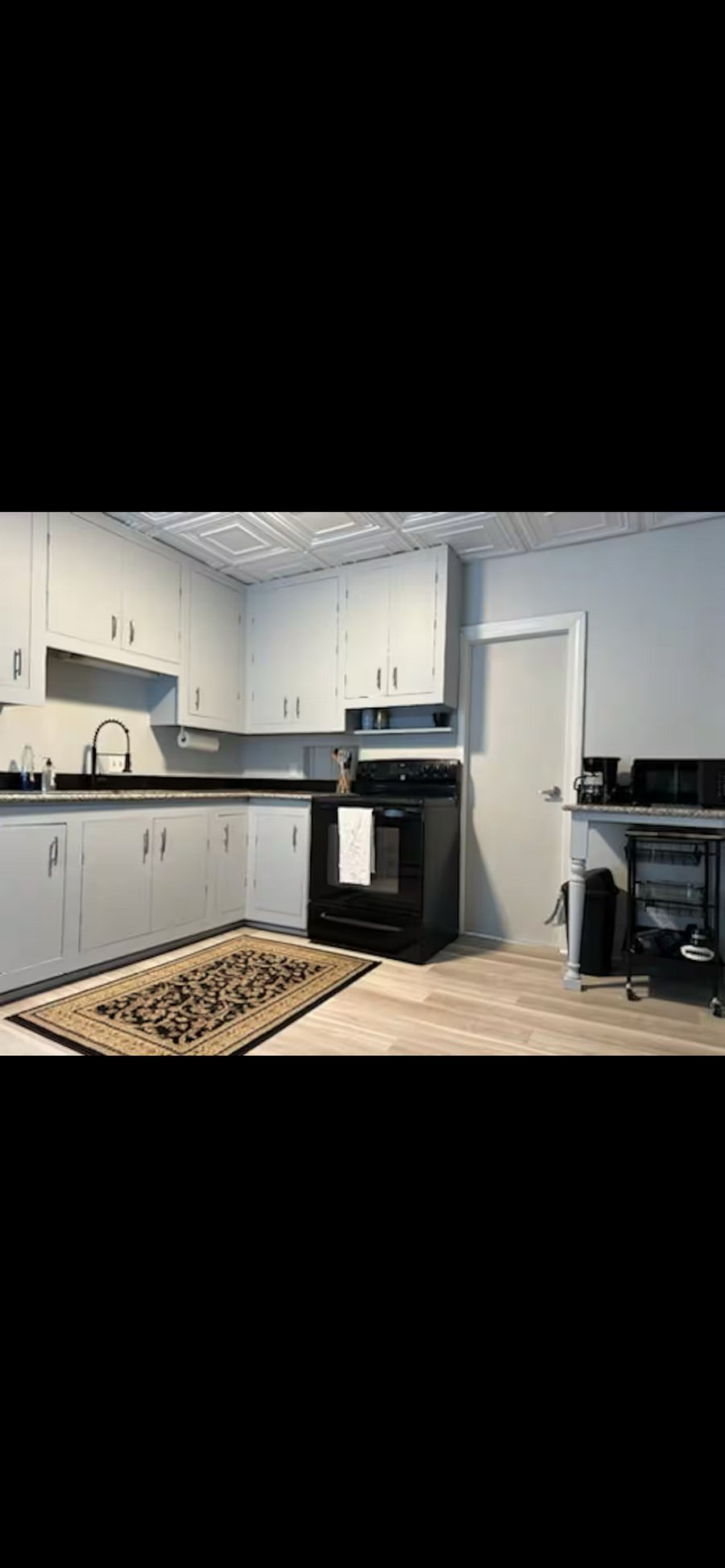 Furnished Finder property 850955_1 photo 3