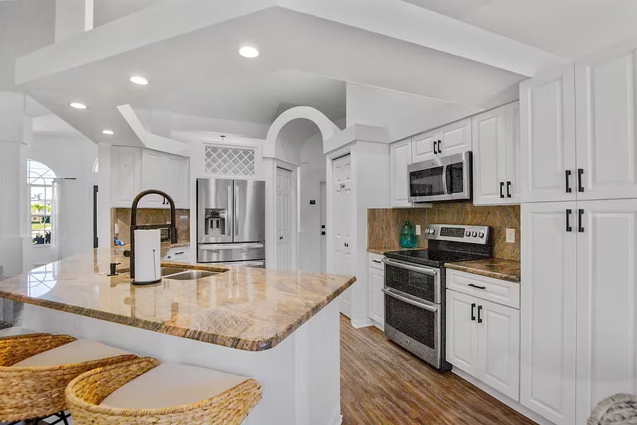 Furnished Finder property 850963_1 photo 7