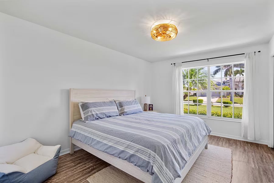 Furnished Finder property 850963_1 photo 15