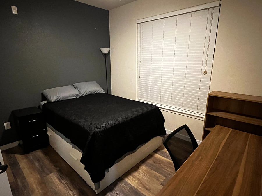 Furnished Finder property 850983_1 photo 17