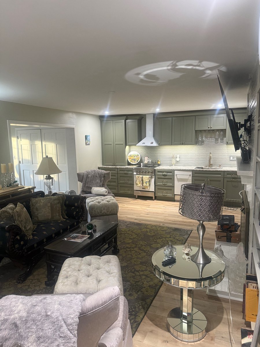 Furnished Finder property 851013_1 photo 9