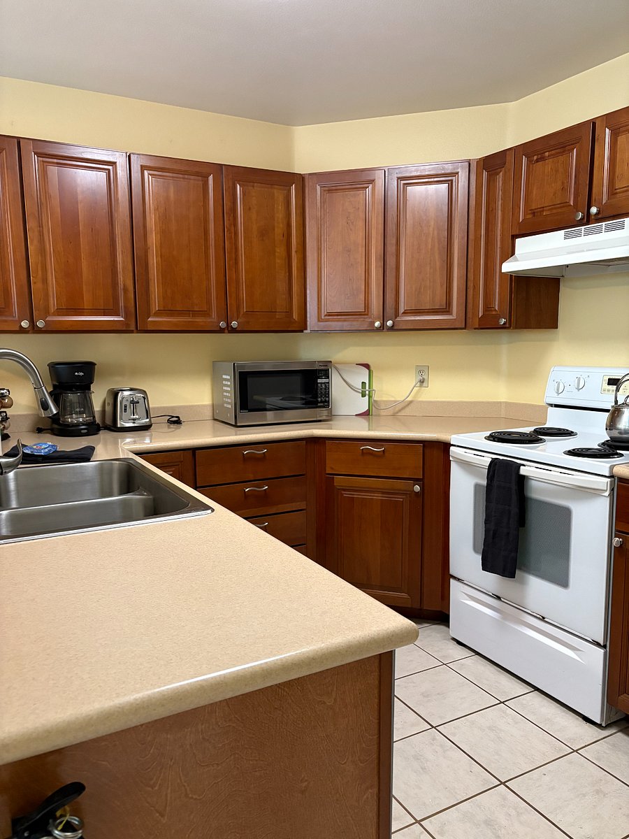 Full equipt kitchen