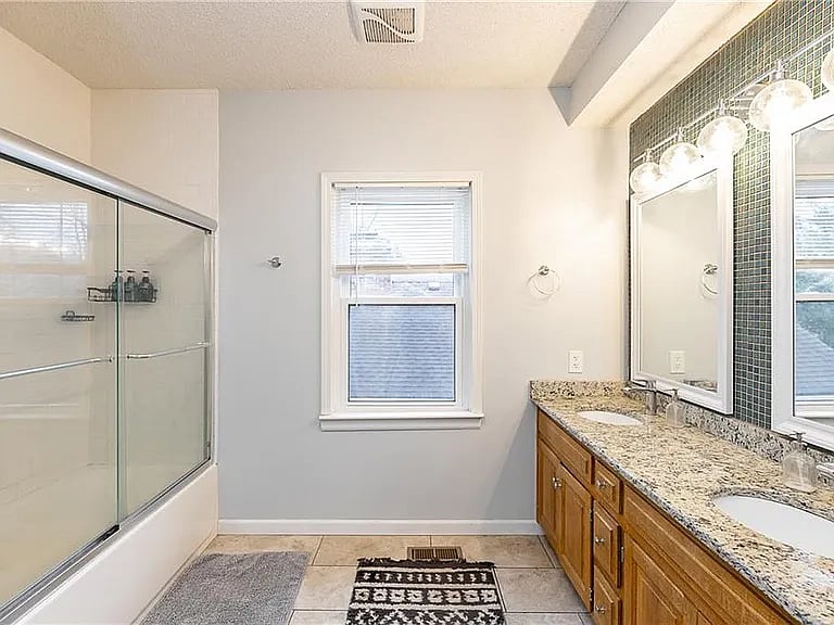 Furnished Finder property 851051_1 photo 13