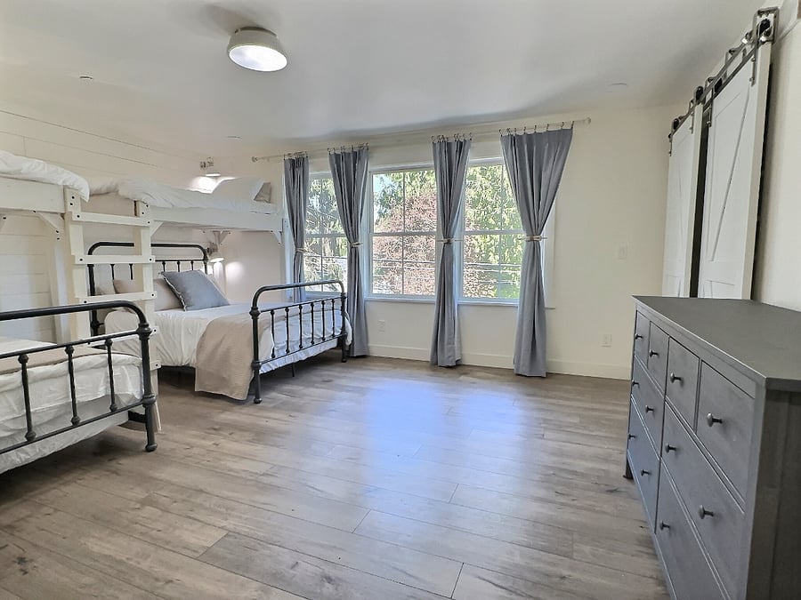 Furnished Finder property 851055_1 photo 23