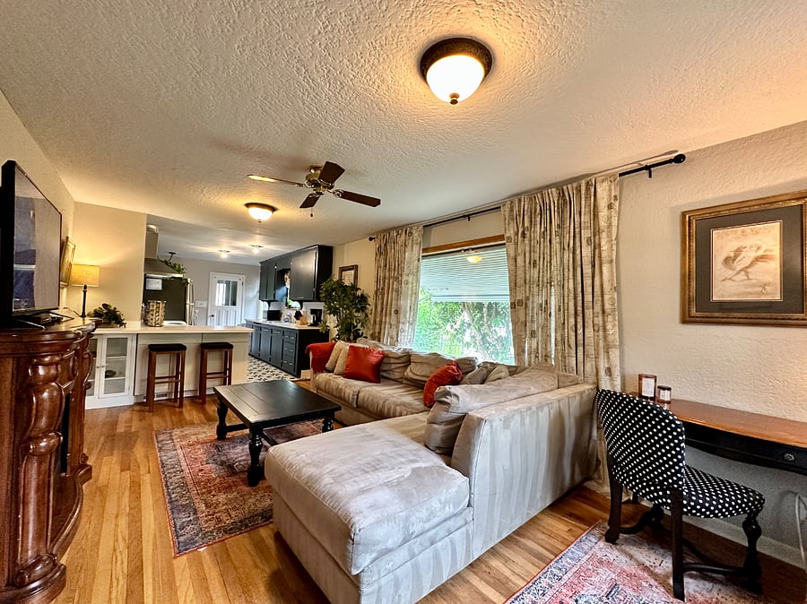 Furnished Finder property 851056_1 photo 14