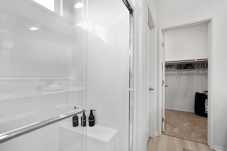 Furnished Finder property 851061_1 photo 43