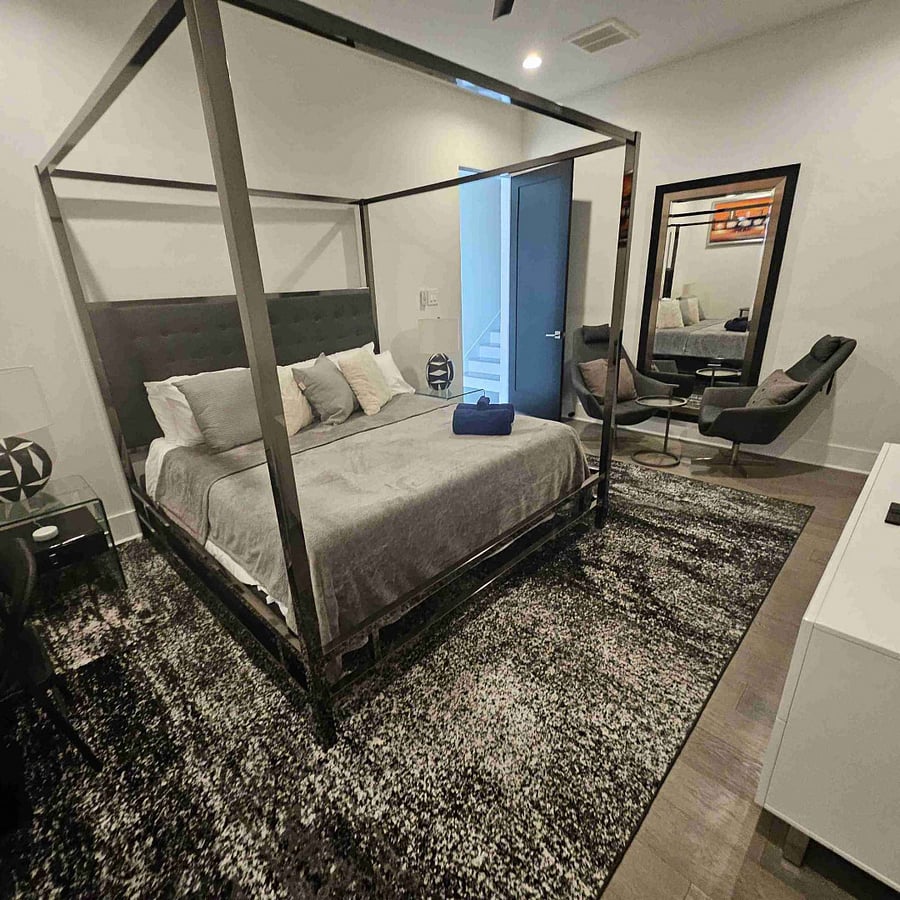 Furnished Finder property 851068_1 photo 16