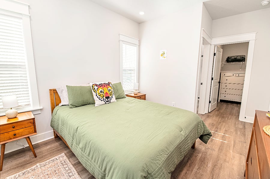 Furnished Finder property 851110_1 photo 9