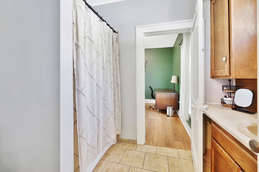 Furnished Finder property 851181_1 photo 17