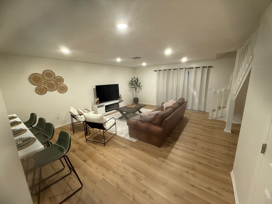 Furnished Finder property 851301_1 photo 11