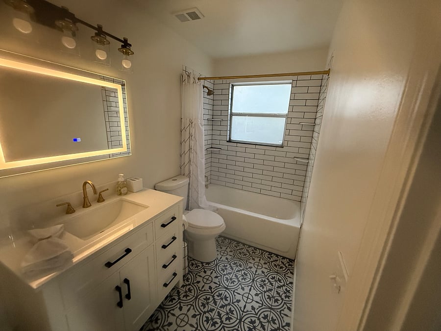 Furnished Finder property 851301_1 photo 18