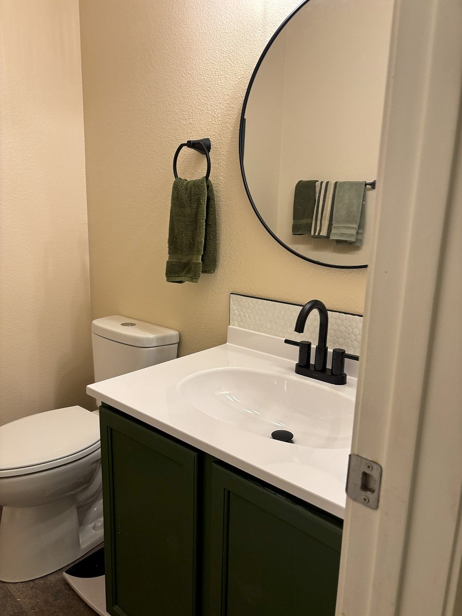 Furnished Finder property 851302_2 photo 13