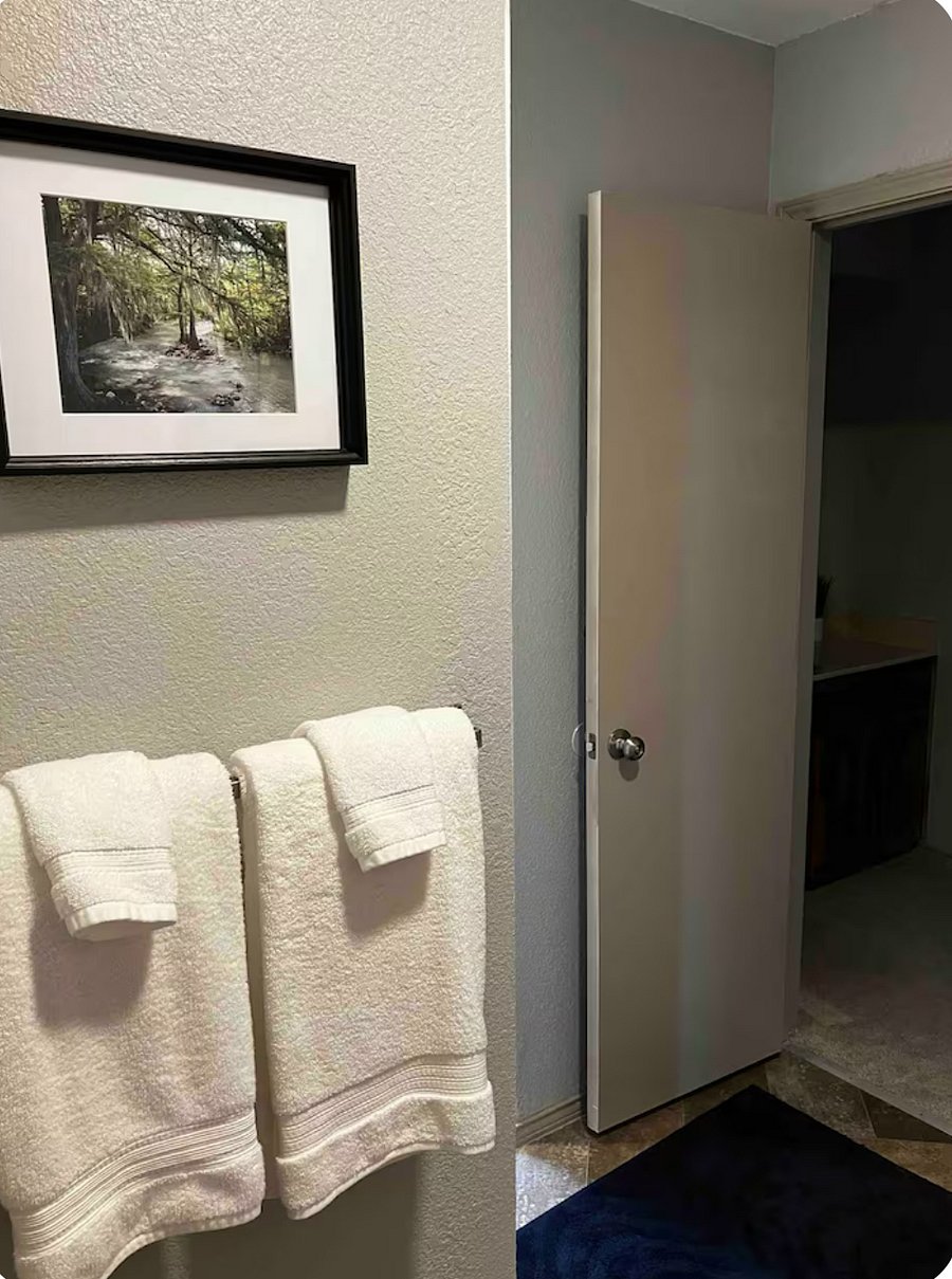 Furnished Finder property 851430_1 photo 20
