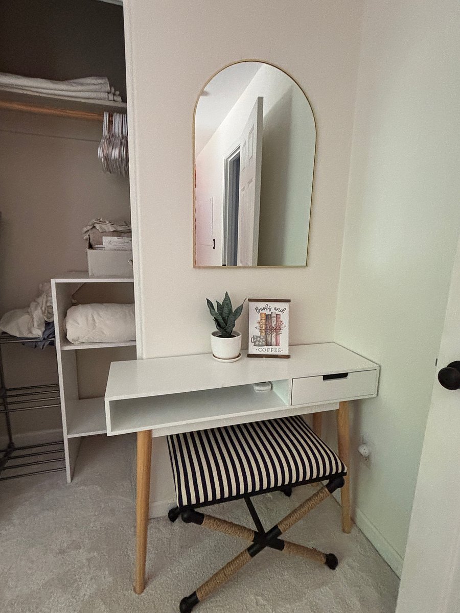 Desk or vanity perfect for laptop or makeup 
