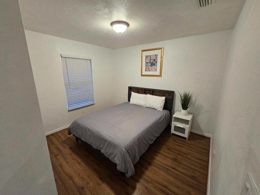 Furnished Finder property 851559_1 photo 17