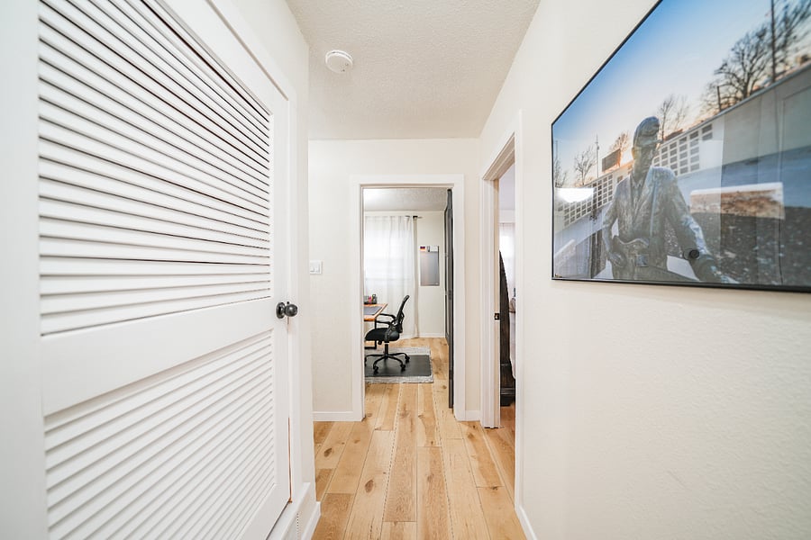 Furnished Finder property 851592_1 photo 32