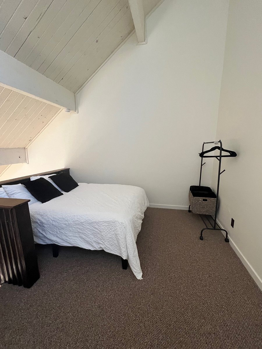 Furnished Finder property 851722_1 photo 15
