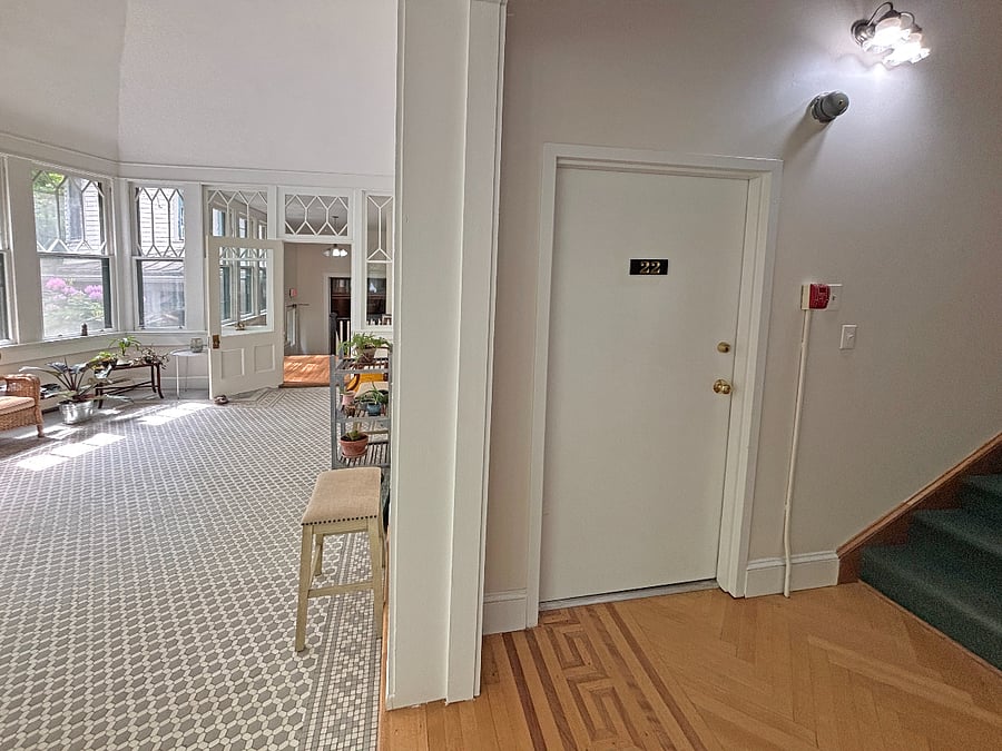 Common Area/Entry to Apartment