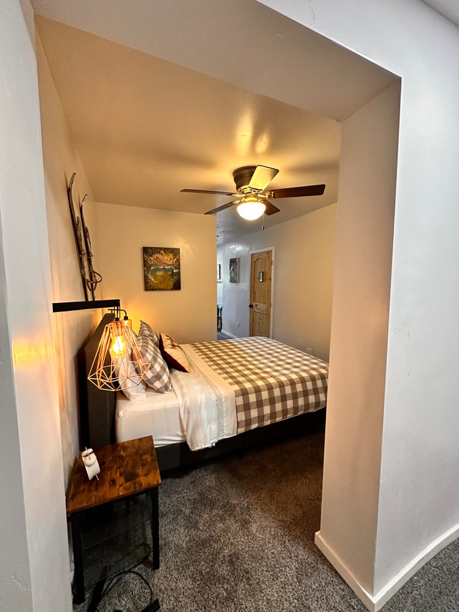 Furnished Finder property 851805_1 photo 13