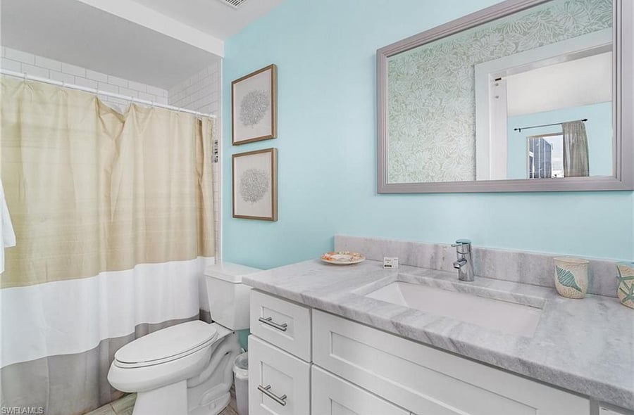Primary en-suite with walk in shower