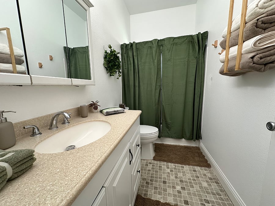 Furnished Finder property 851815_1 photo 12